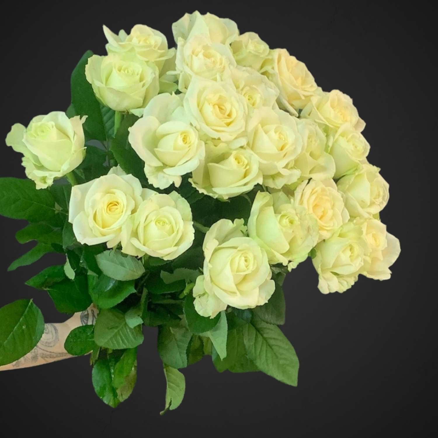 Букет Аваланж из свежих цветов, доставка по Аксаю, покупайте сейчас!