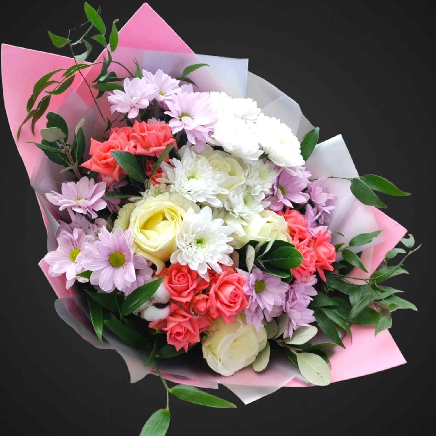 Букет "Нимфа": изысканный составной букет для покупки с доставкой в Аксае