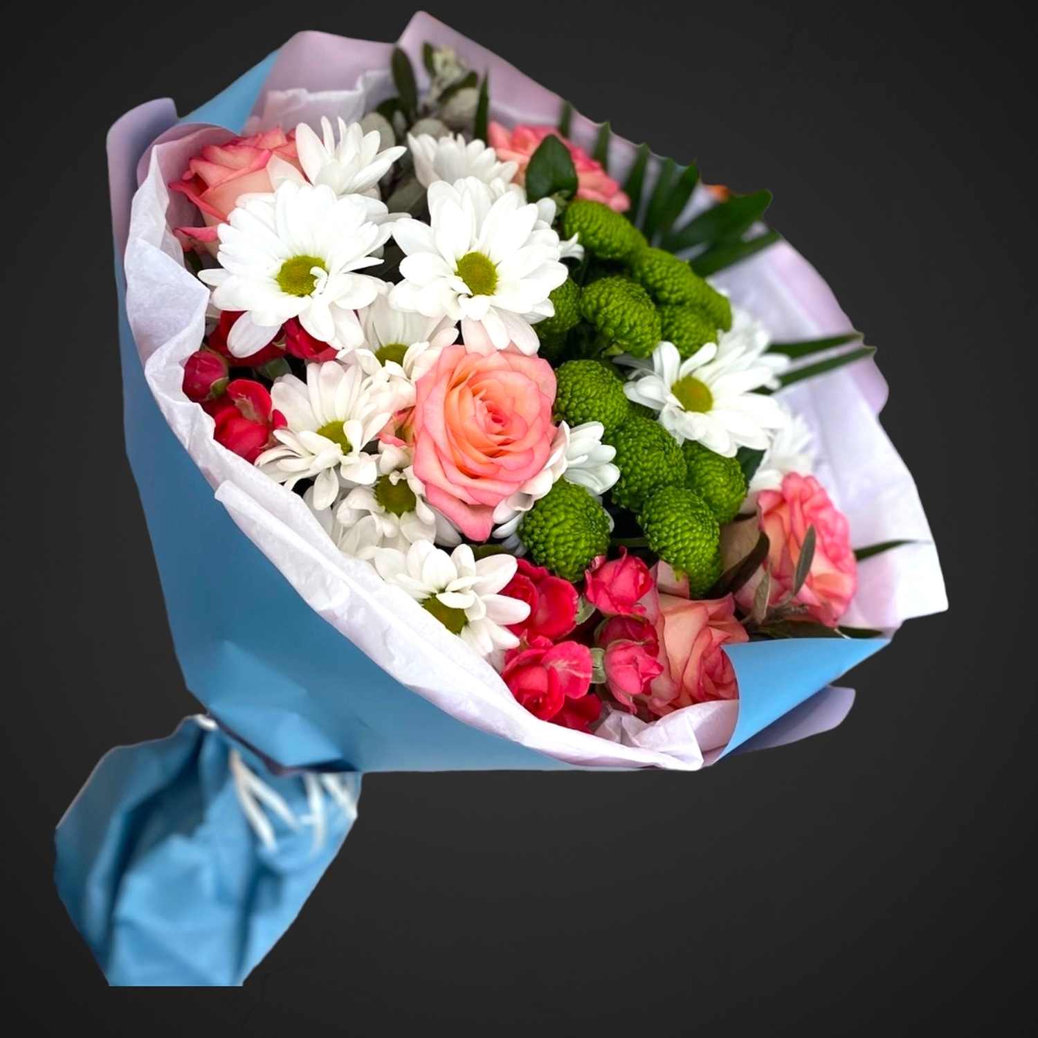 Букет 'Обожание' из составных цветов, доставка по Аксаю, покупайте сейчас