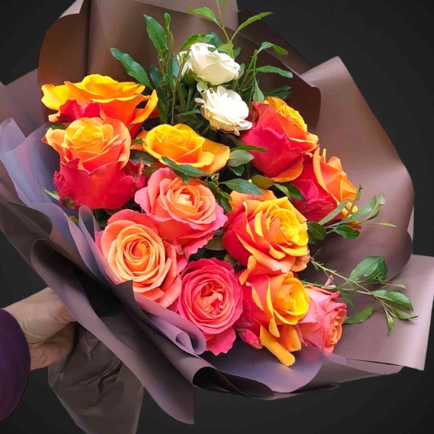 Букет 'Пламя страстей' — яркие цветы для вас. Доставка по Аксаю. Купите красивый букет!