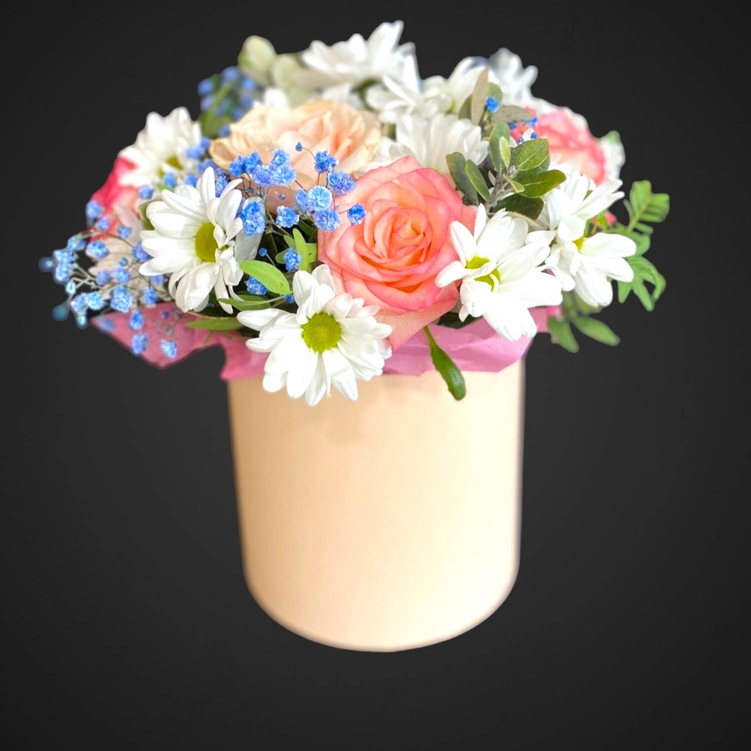 Композиция 'Нежность лепестков' для покупки с доставкой в Аксае