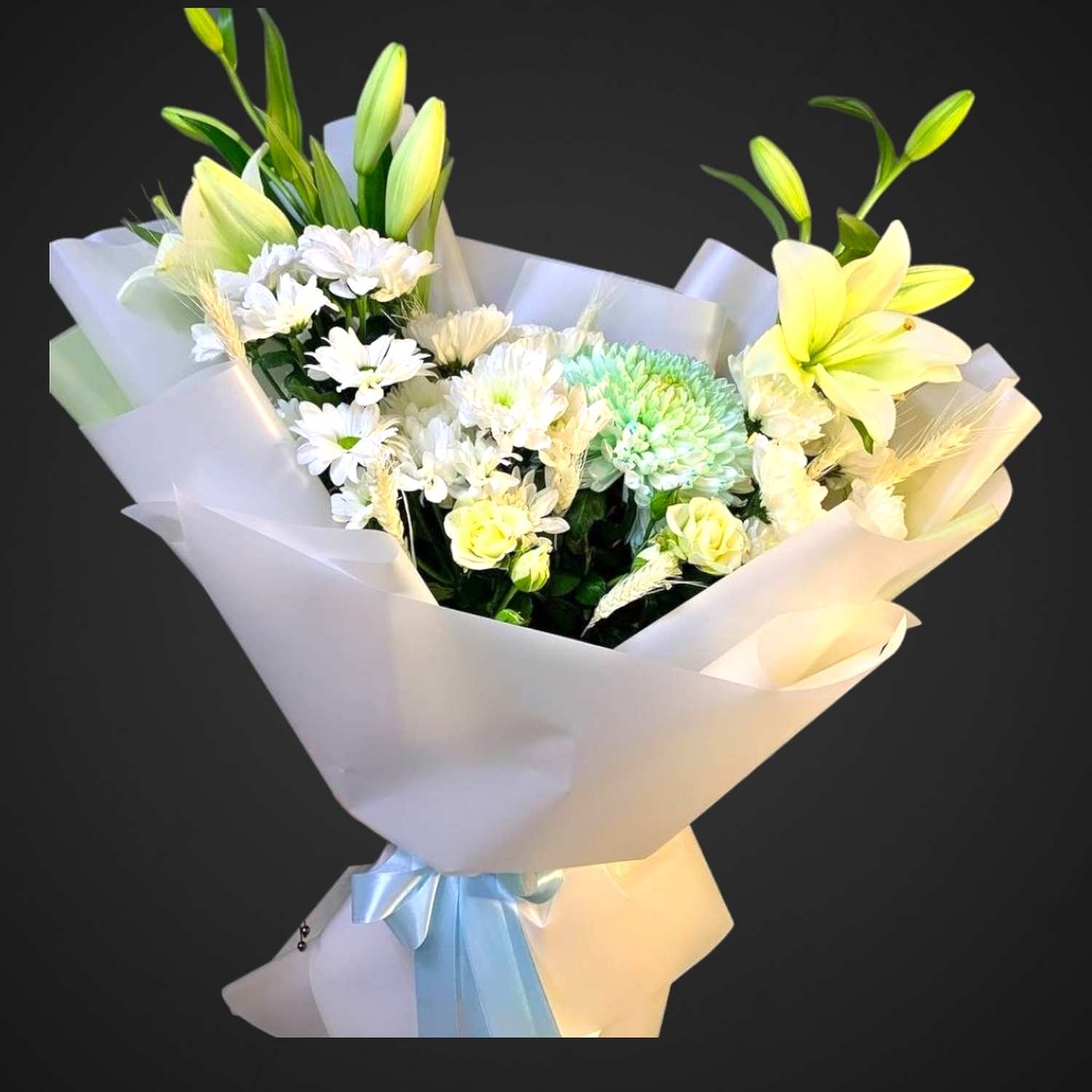 Букет 'Северное сияние', составной букет для покупки с доставкой в Аксае