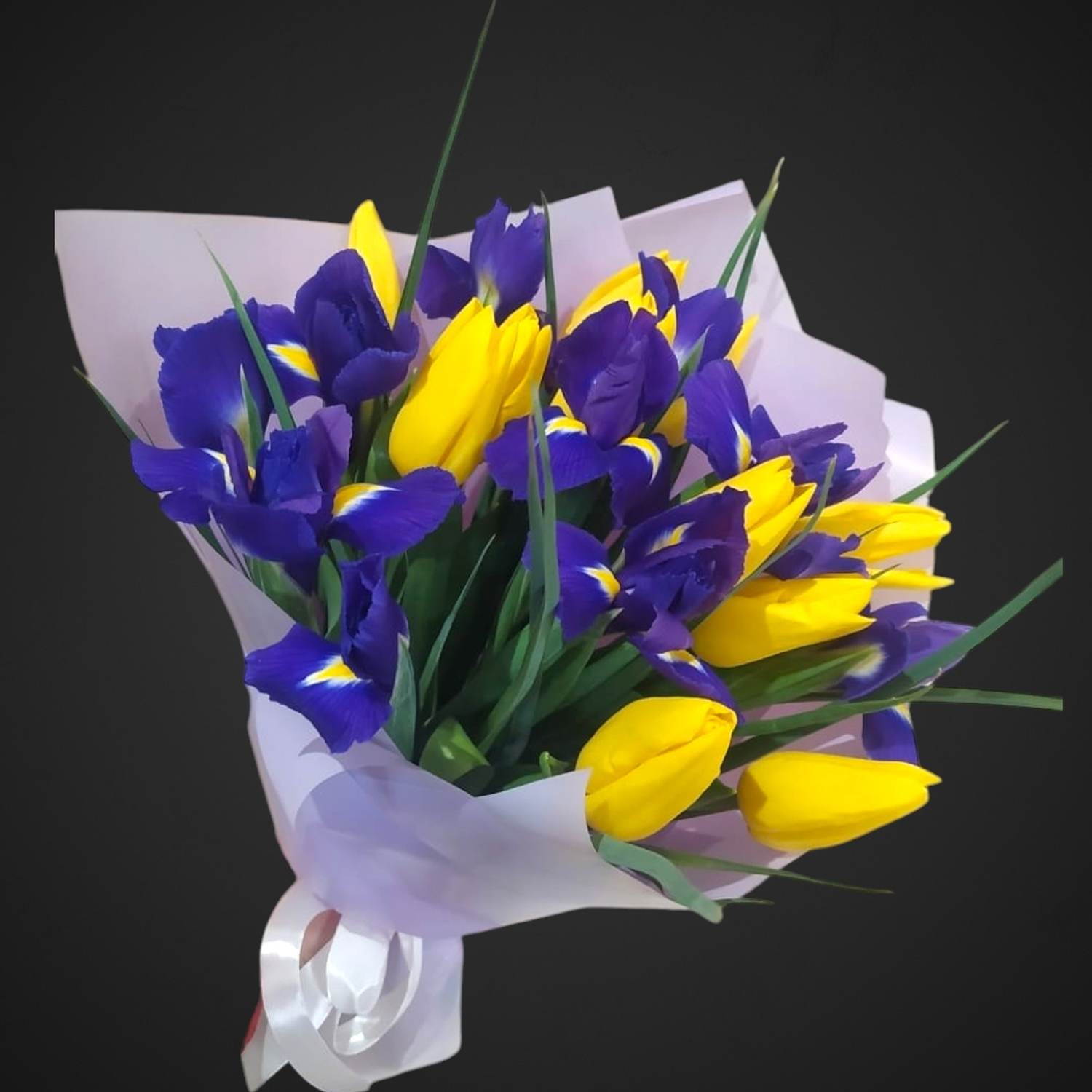 Букет 'Весенние грёзы', составной букет для покупки с доставкой в Аксае