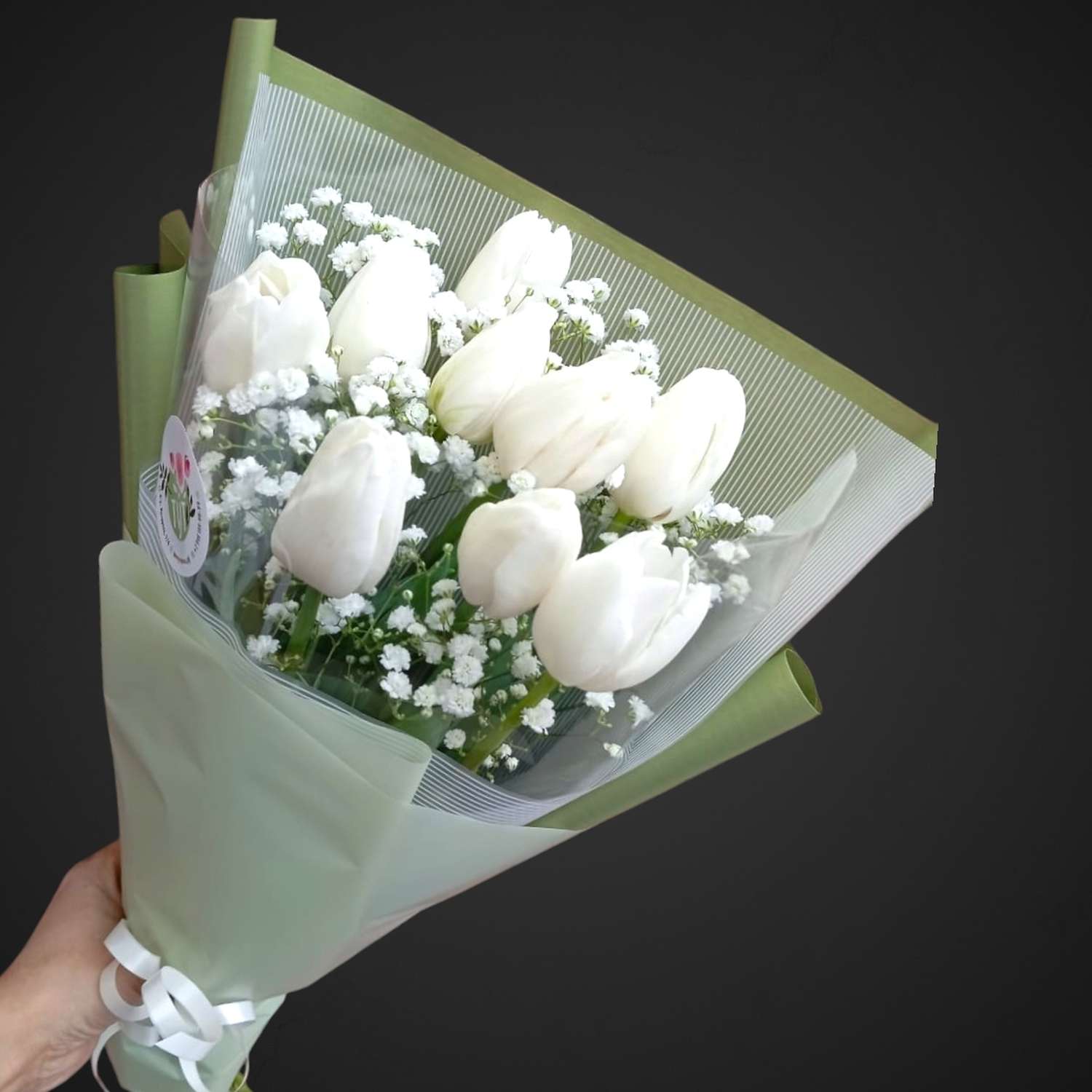 Букет "Утро в облаках": нежные цветы, светлые оттенки, доставка в Аксай, покупайте сейчас.