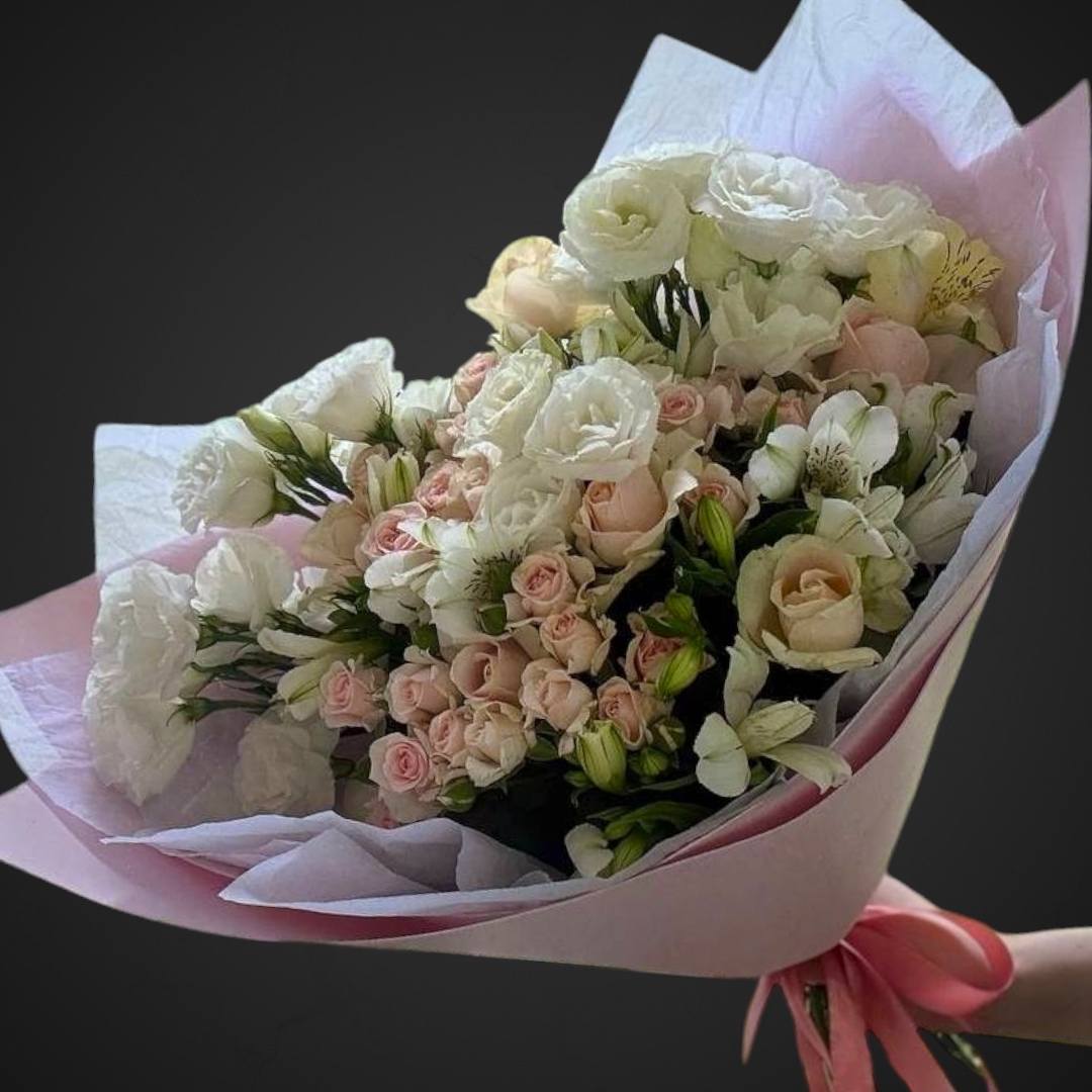 Букет 'Шелковый путь', составной букет для доставки в Аксай, нежные оттенки.