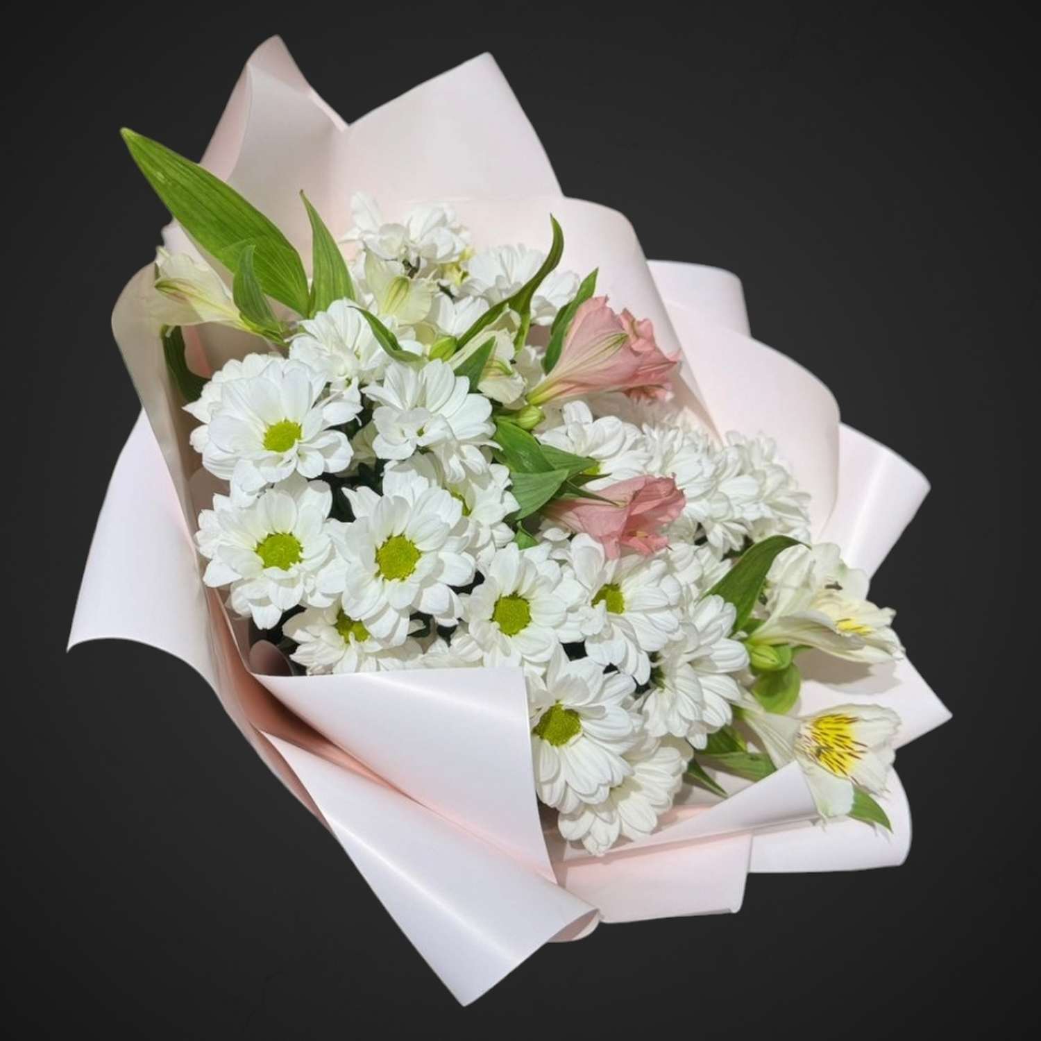 Букет 'Отражение', составной букет для покупки с доставкой в Аксае