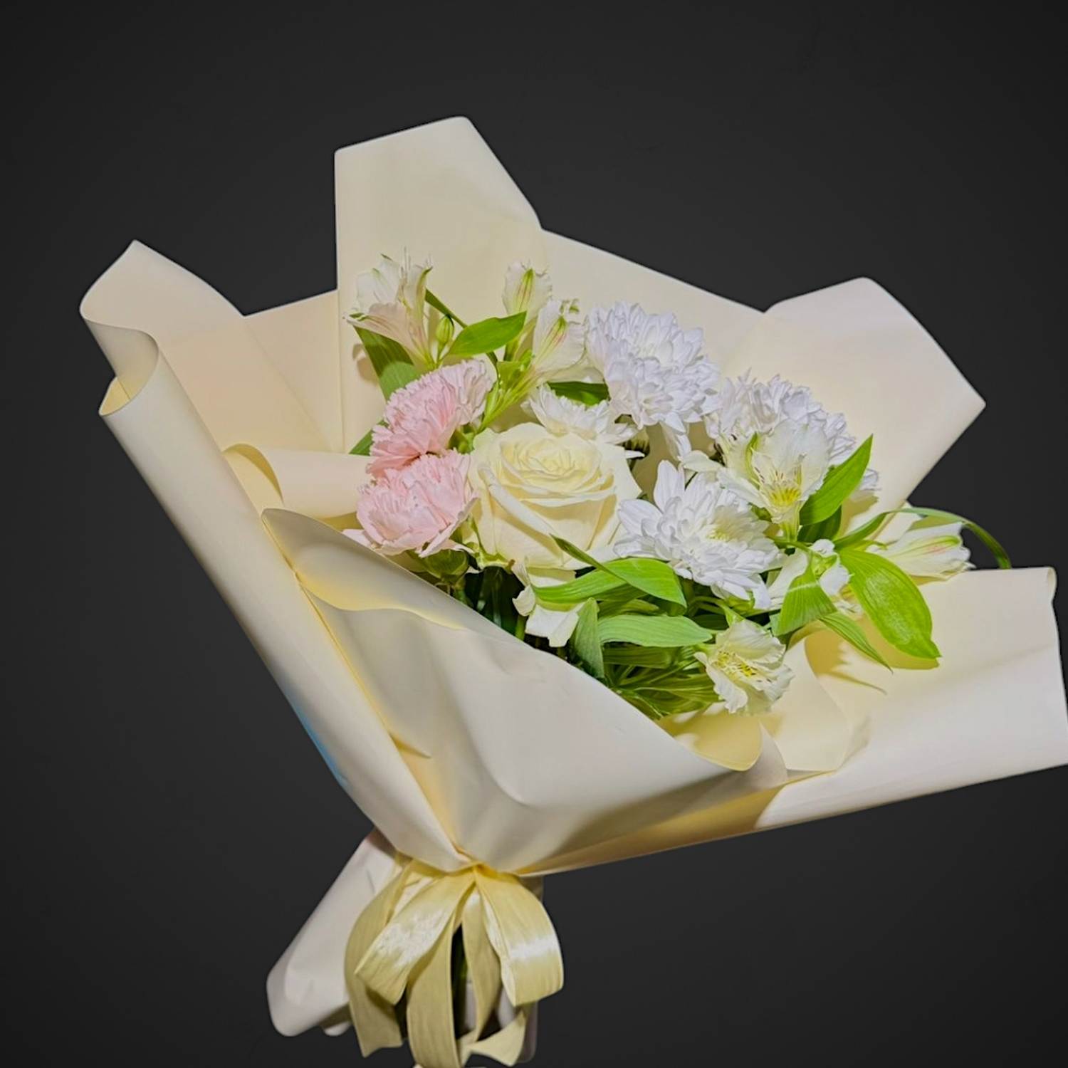 Букет 'Акварель', составной букет для покупки с доставкой в Аксае