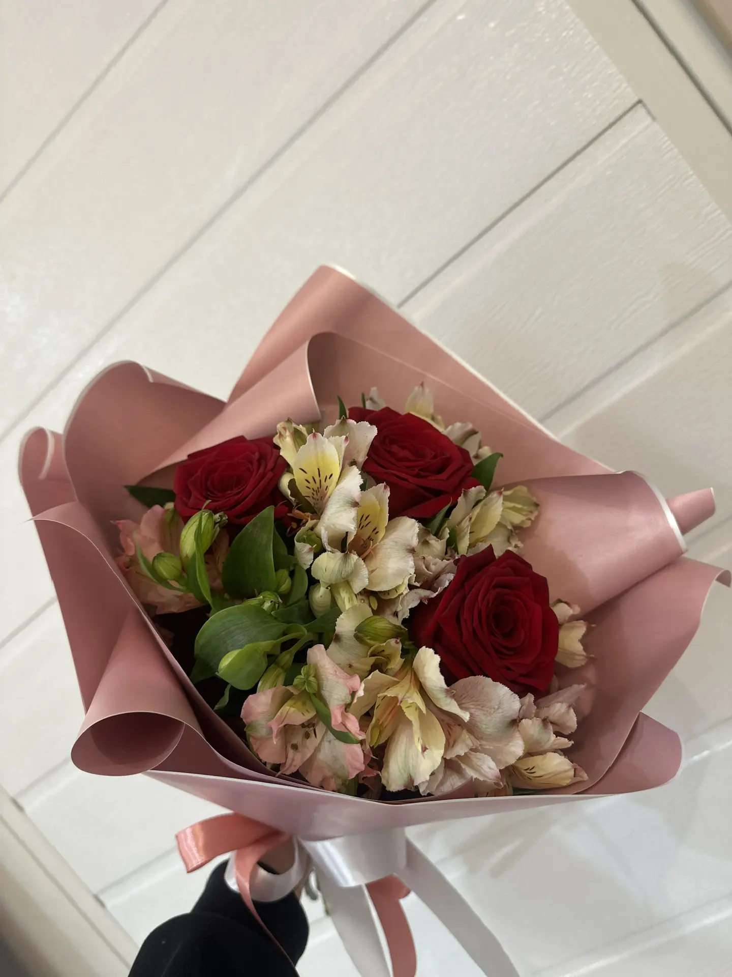 Купить книгу 'Робкое признание' в Аксае, доставка по городу