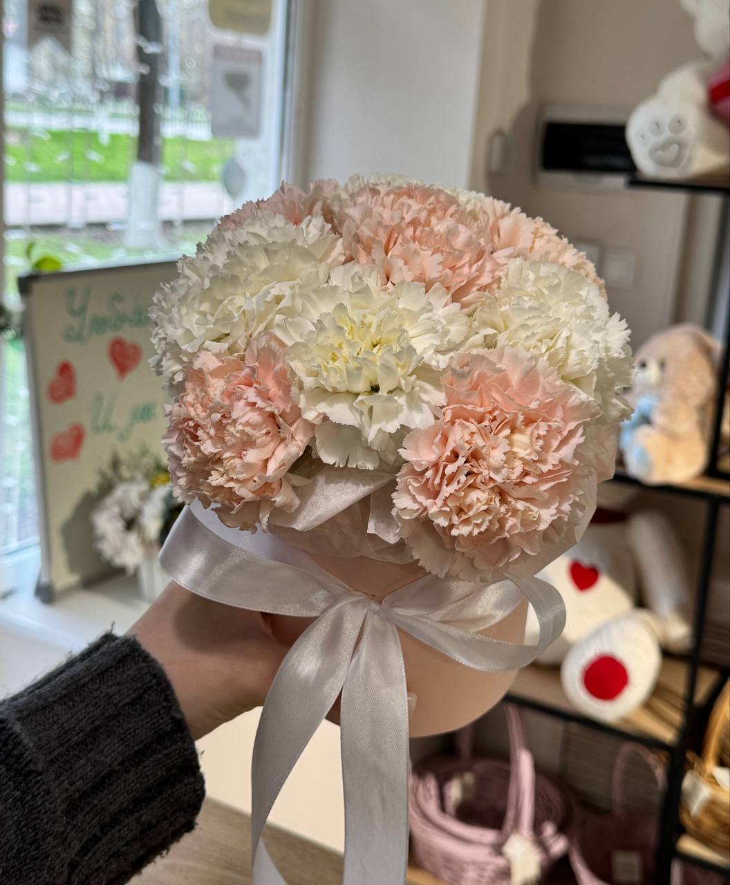 Купить розово-белую нежность для вашего интерьера в Аксае с доставкой.