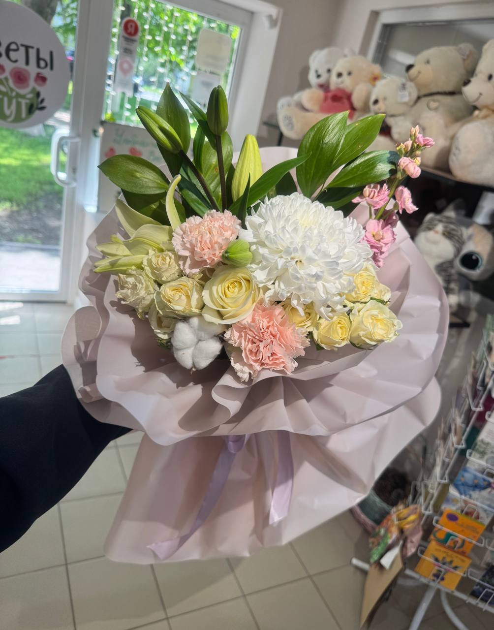 Розовый акцент для интерьера, купить в Аксае, быстрая доставка.